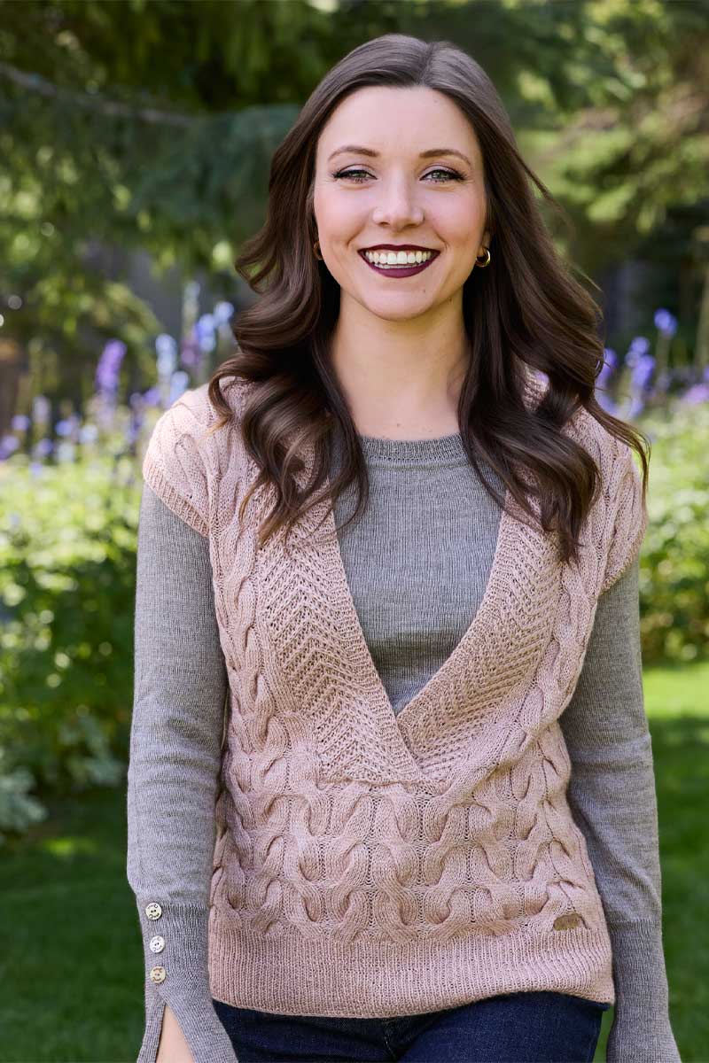 Naya Women's Vest Qiviut Classic, Merino & Silk Qori