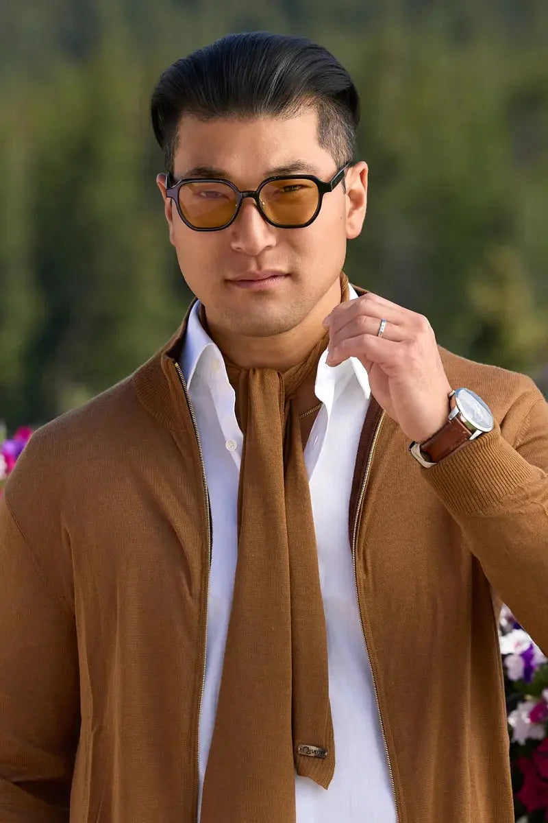 Roundle_Sunglasses_Yellow_with model by Qiviuk Boutique