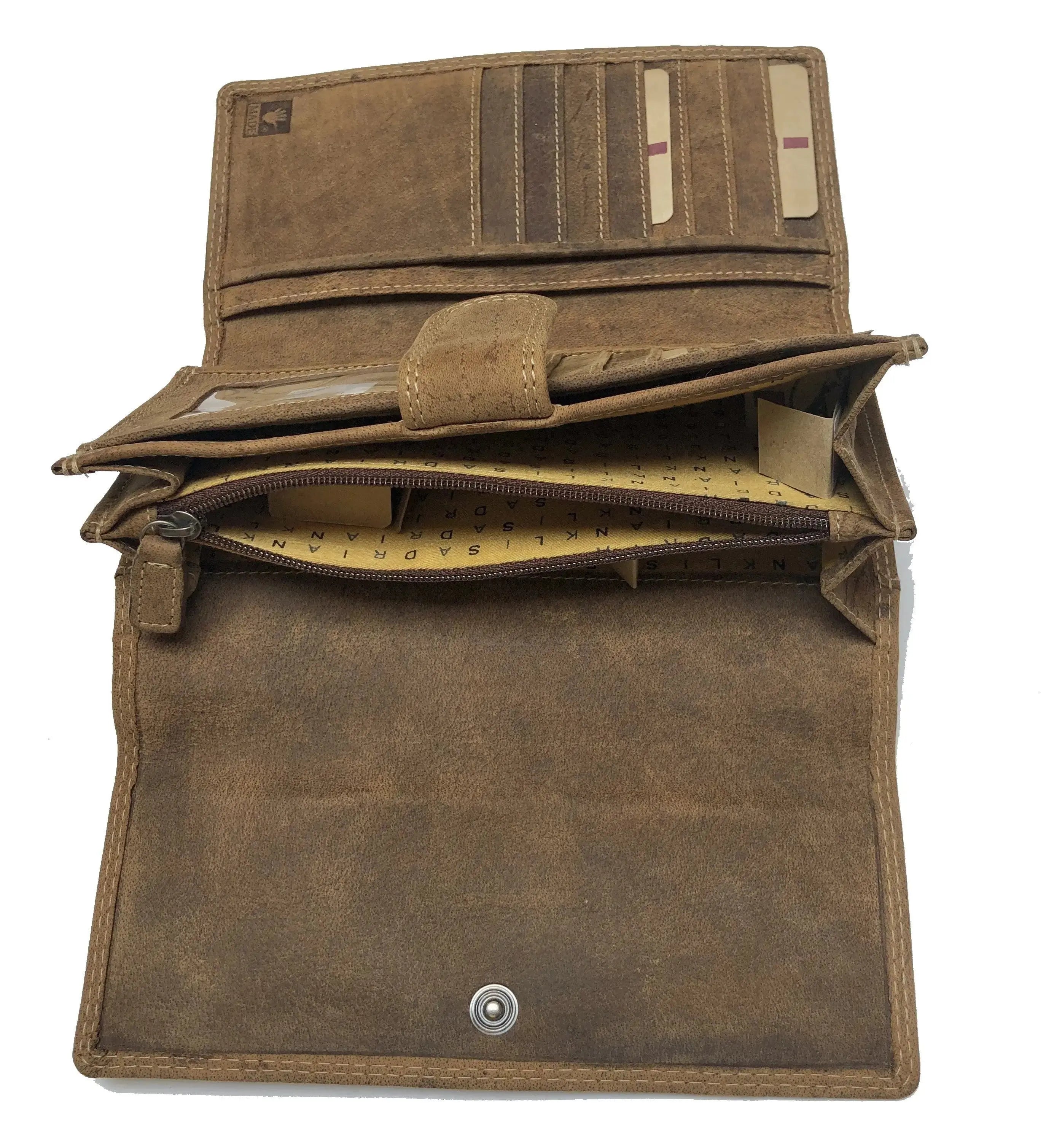 Inside view Buffalo Leather Woman Wallet 205 Hand Made for Qiviuk Boutique