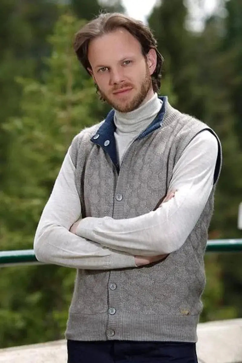 Hugo Man vest Qiviut yarn, Merino, Silk & Pima Hugo by Qiviuk Boutique