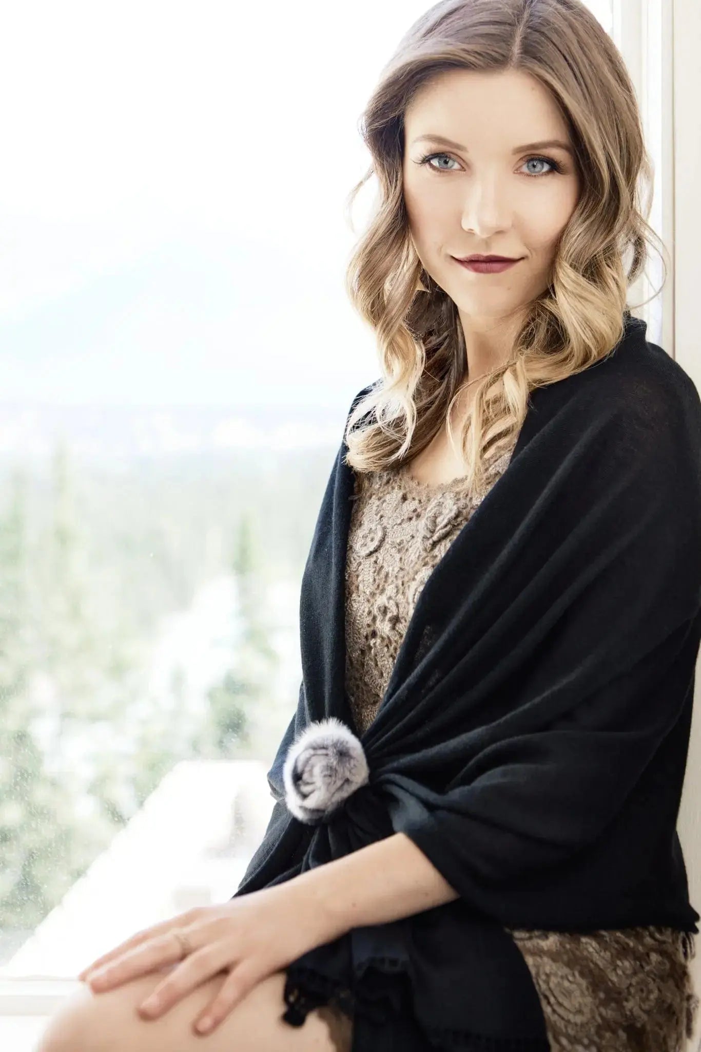 Qiviuk Finito woman's qiviut shawl in black by Qiviuk Boutique