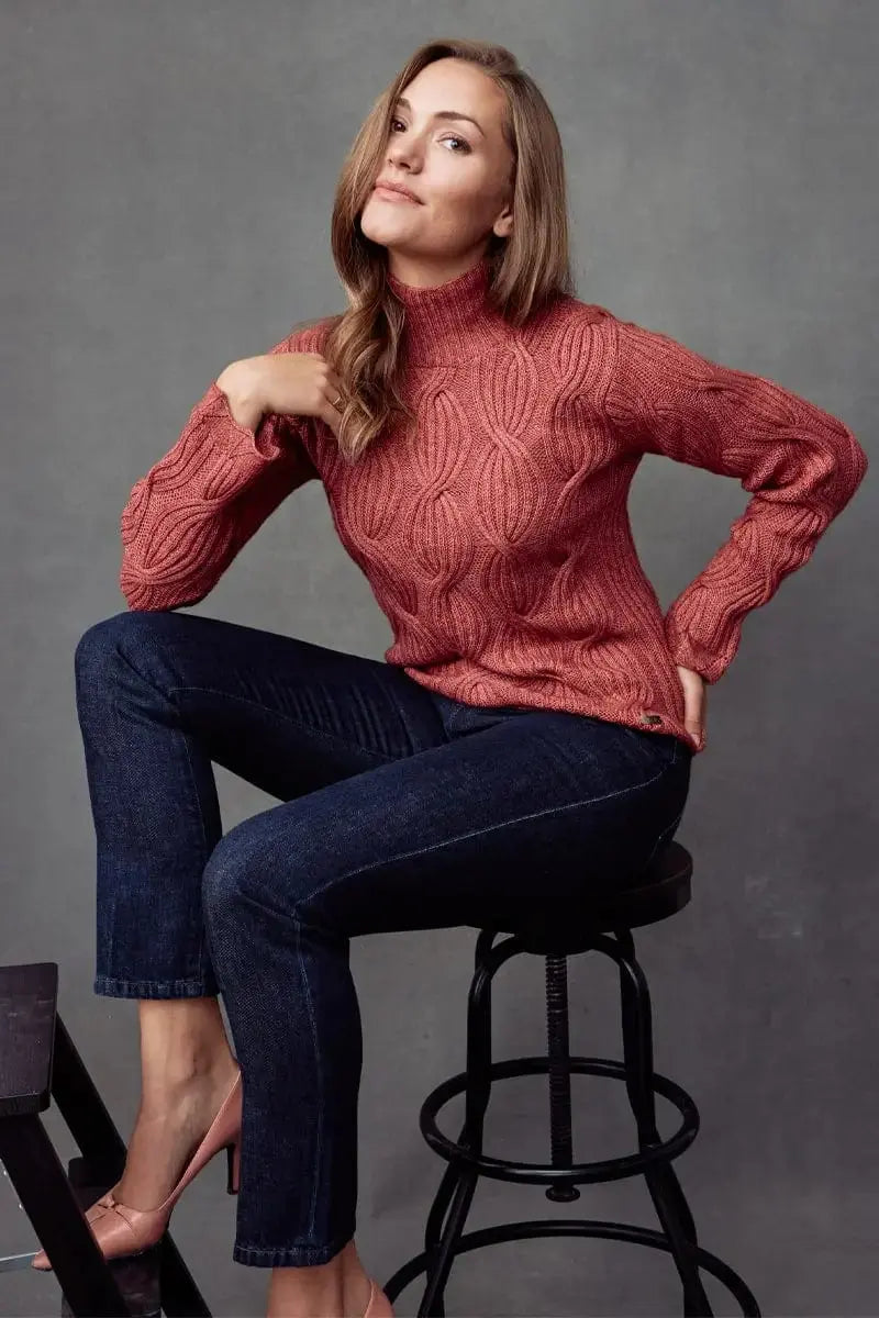 Bison, Merino & Silk Cross Cable ladies pullover in pink made by Qiviuk Boutique