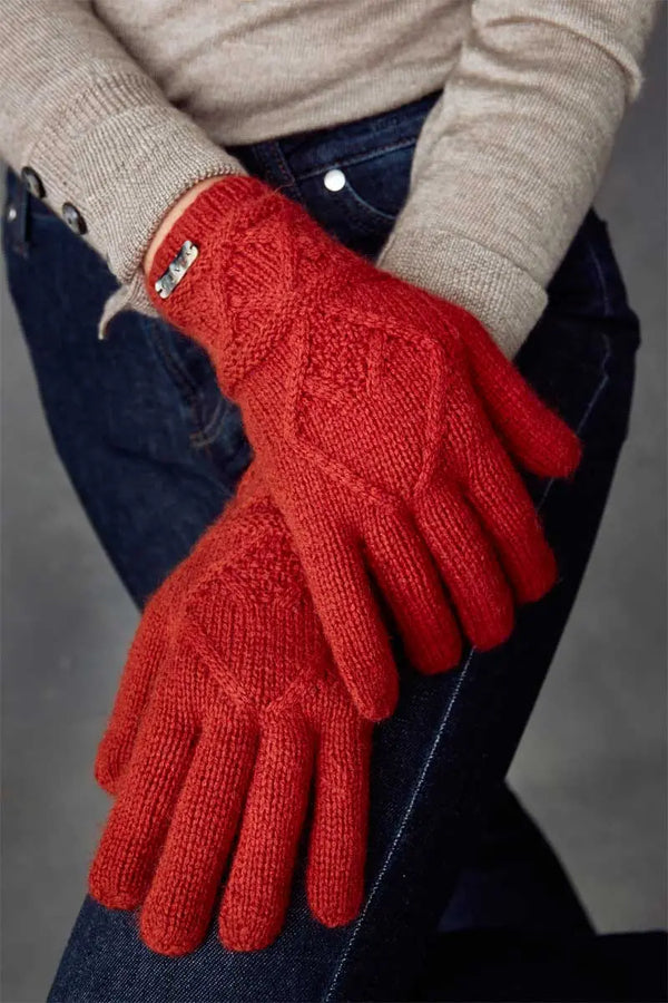 Mena Gloves Qiviuk in Red by Qiviuk Boutique