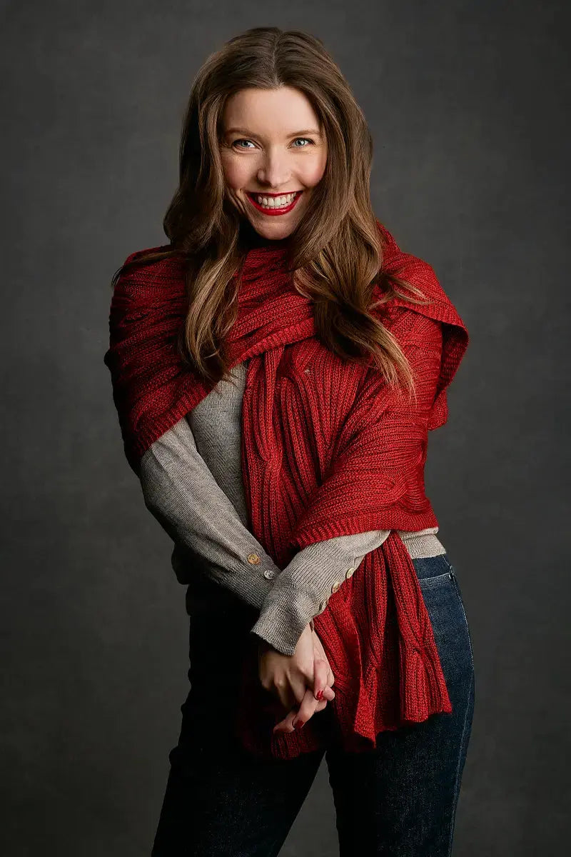 crosscable_shawl in red by Qiviuk Boutique