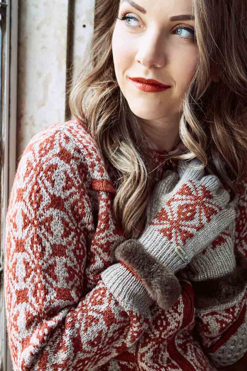 Adelaida Gloves Bison, Merino & Silk by Qiviuk Boutique